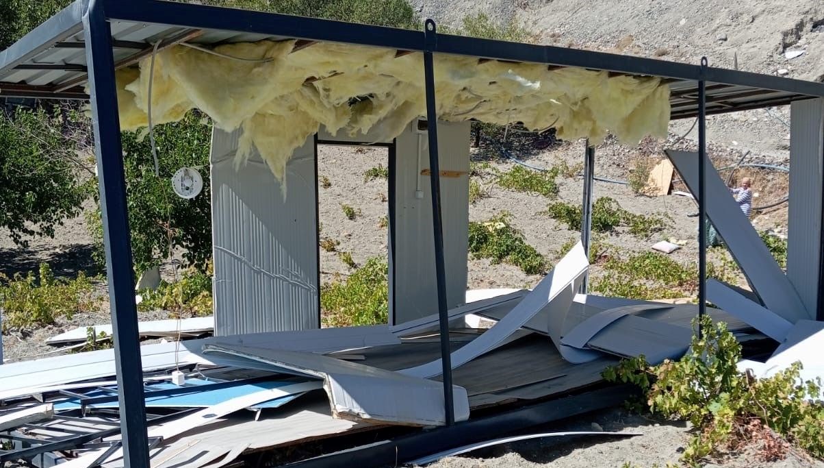 Adıyaman’ı şiddetli rüzgar vurdu