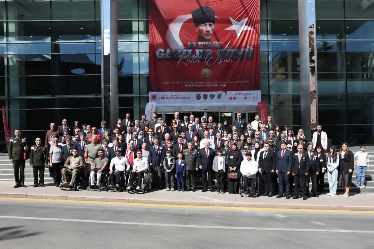 Bakan Güler: Hiçbir terör örgütünün bölgede kök salmasına izin vermeyeceğiz