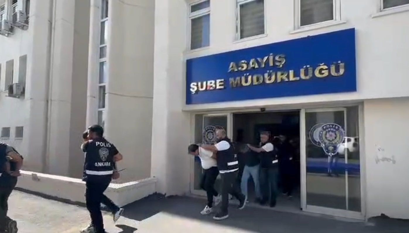 Telefonda 17,5 milyon liralık vurgun: Rastgele numara arayıp tuzağa düşürdüler