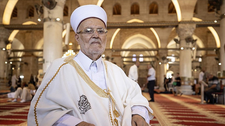 Mescid-i Aksa İmam Hatibi Sabri, İsrail’e bağlı mahkemede yargılanacak