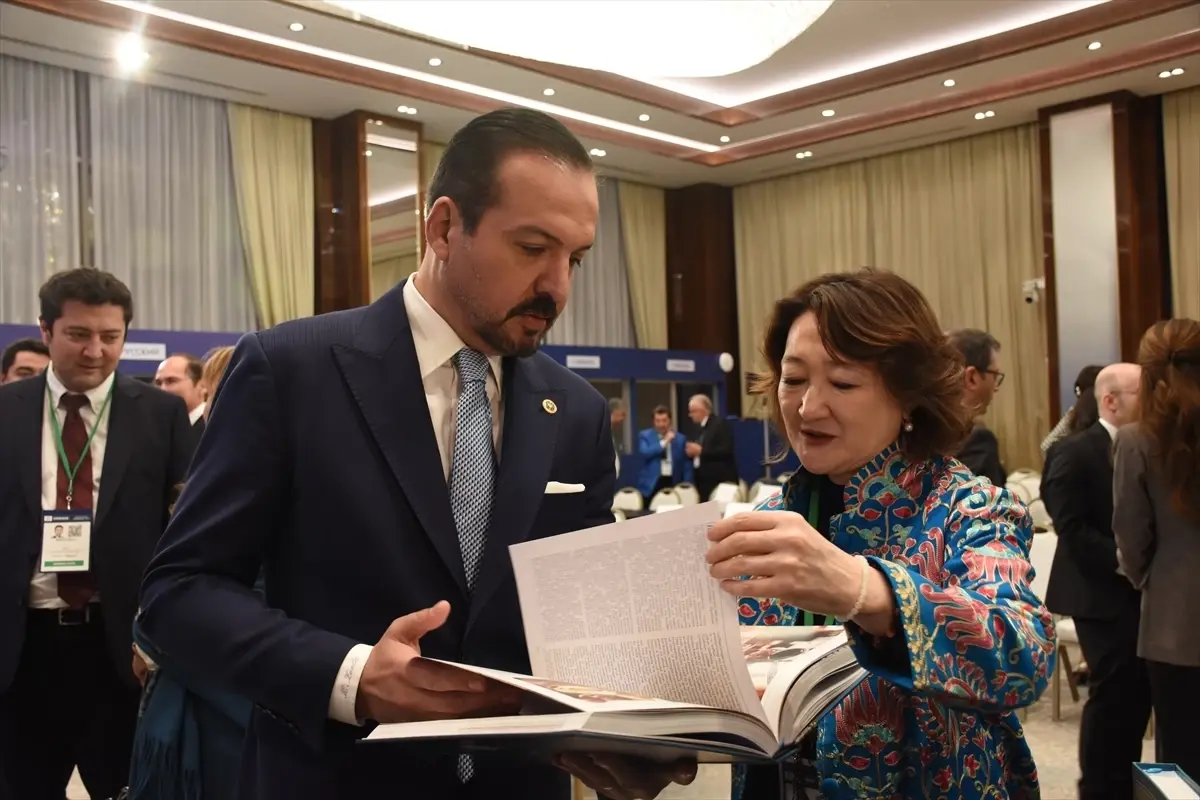 Semerkant’ta, 15 Aralık’ın “Dünya Türk Dili Ailesi Günü” ilan edilmesiyle ilgili etkinlik yapıldı