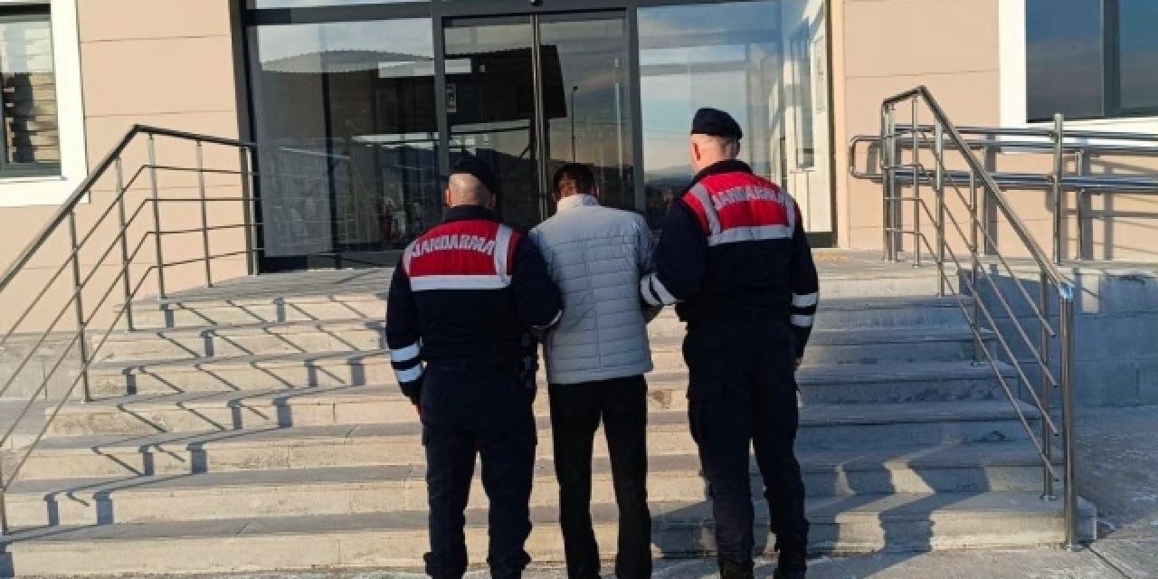 19 yılla aranan firari yakalandı: Yanında bir tane daha çıktı