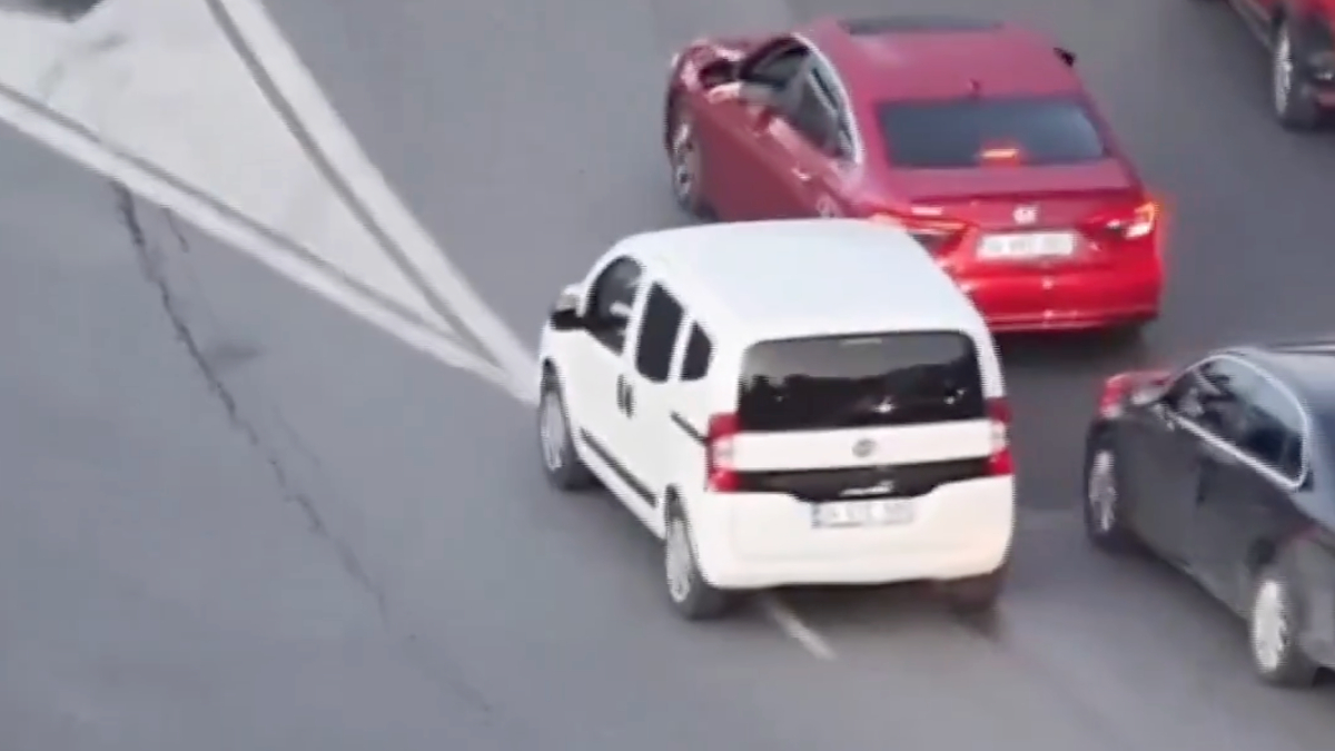 Beykoz’da ‘kaynak manevrası’ yapan 32 araca toplam 69 bin lira ceza kesildi