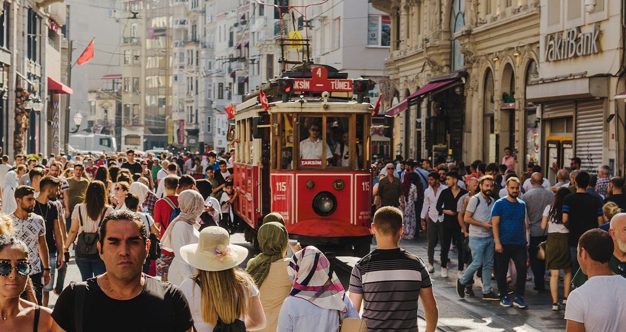 Dünyanın en pahalı şehirleri açıklandı: İstanbul’a gelen aç dönüyor