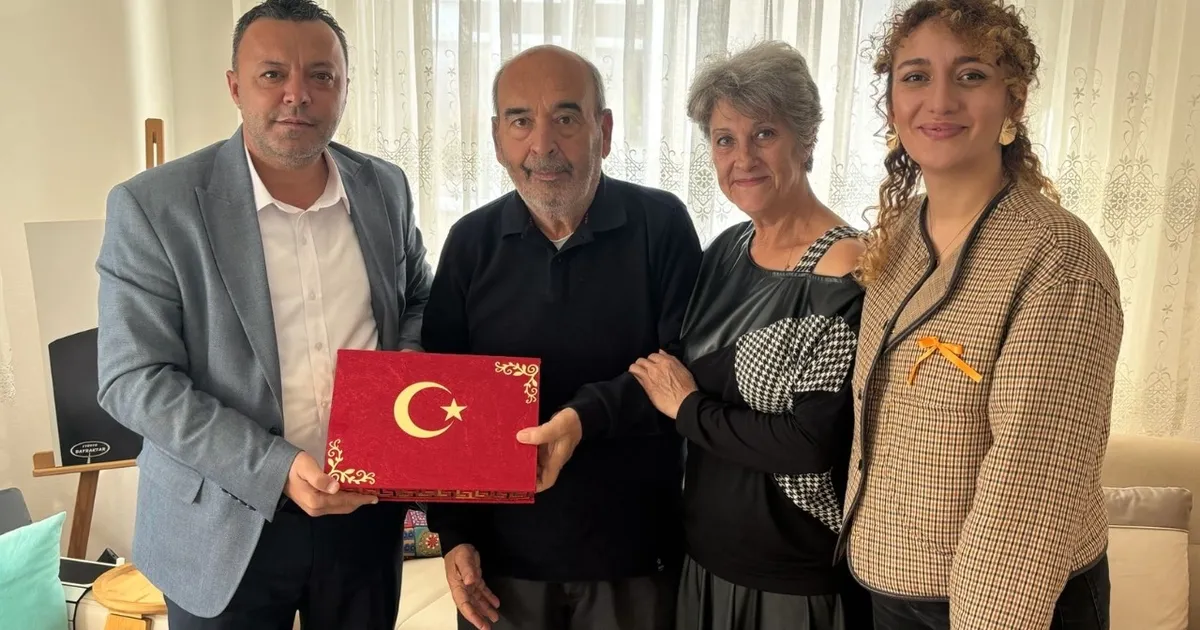 İzmit’ten Kıbrıs Gazilerini ziyarete devam