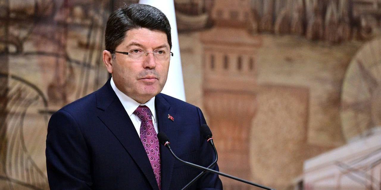 Yılmaz Tunç’tan süreç için düzenleme açıklaması! “Barış yasası demek doğru değil”