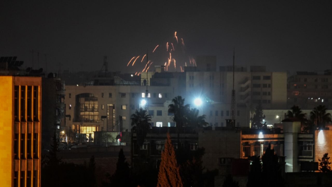 Halep’te SDG firar etti, ordu kontrol sağladı