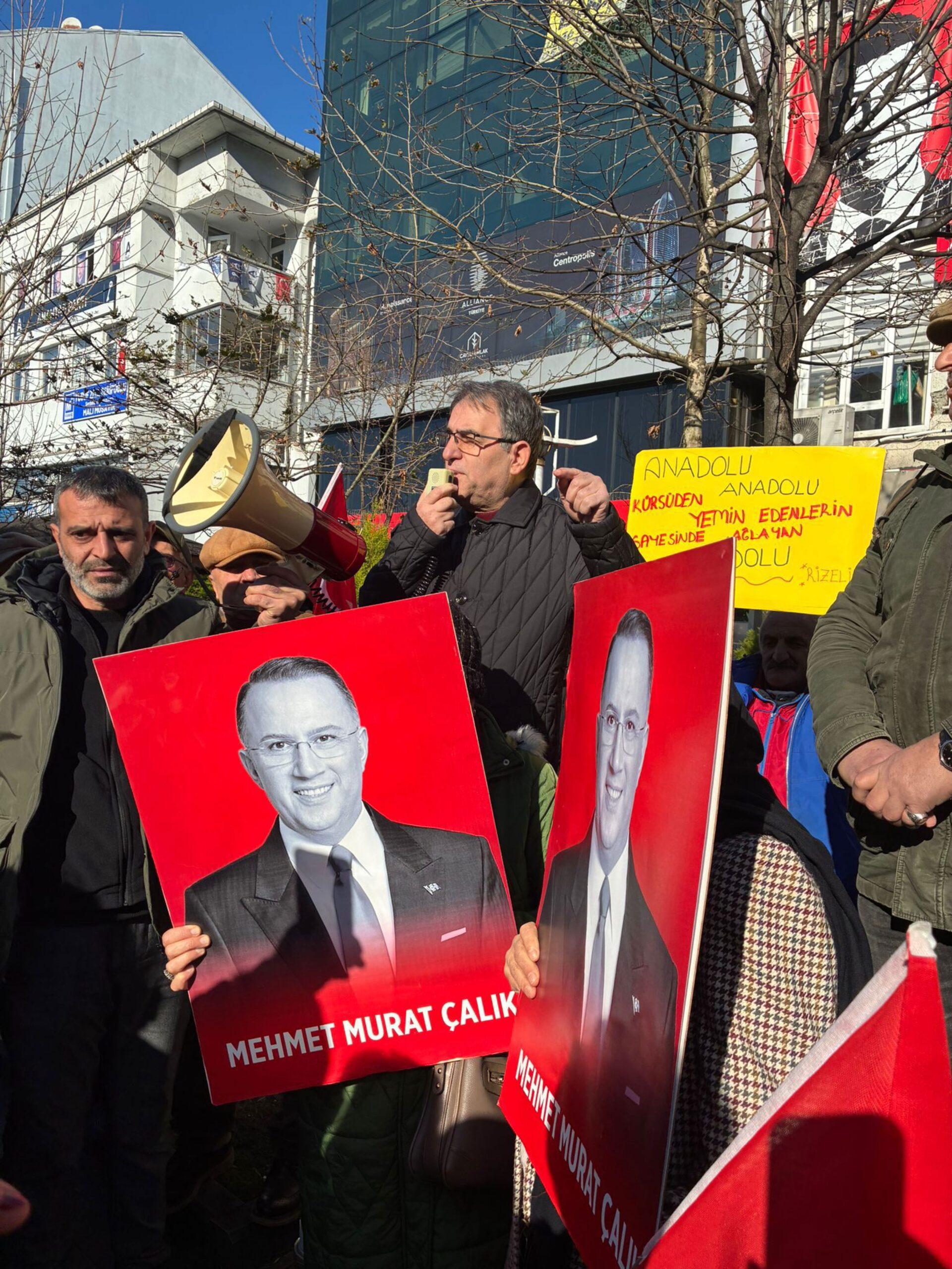 Rize’de Murat Çalık için eylem: Çocuğumuza zulüm yapılıyor