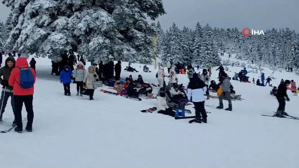 Uludağ’da telesiyej arızası nedeniyle 40 tatilci mahsur kaldı