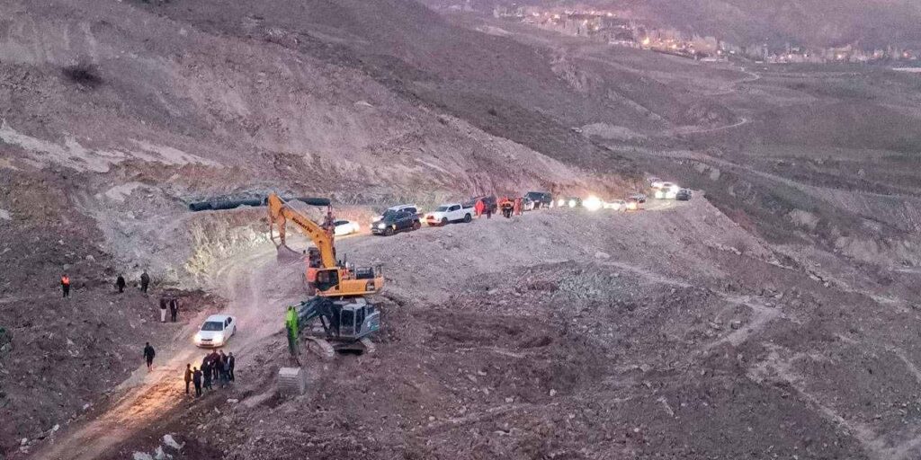 Hakkari-Van Kara Yolunda Kontrollü Geçişler Başladı