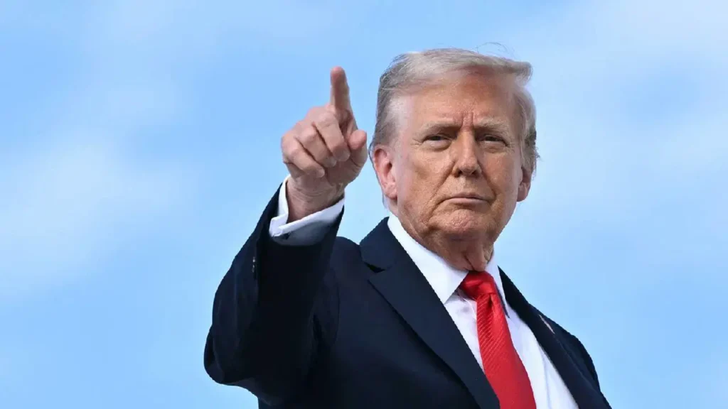 Donald Trump, Avrupa Birliği Araçlarına Uygulanan Tarife Oranını Yüzde 25’e Yükseltiyor