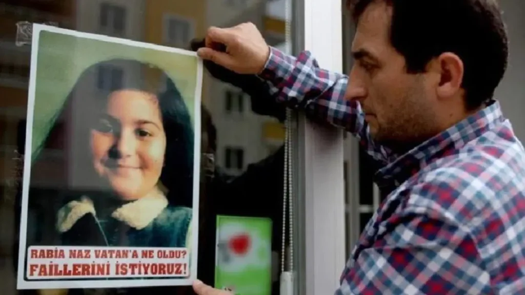 İzmir’de 2.200 Yıllık Antik Adak Steli Ortaya Çıktı
